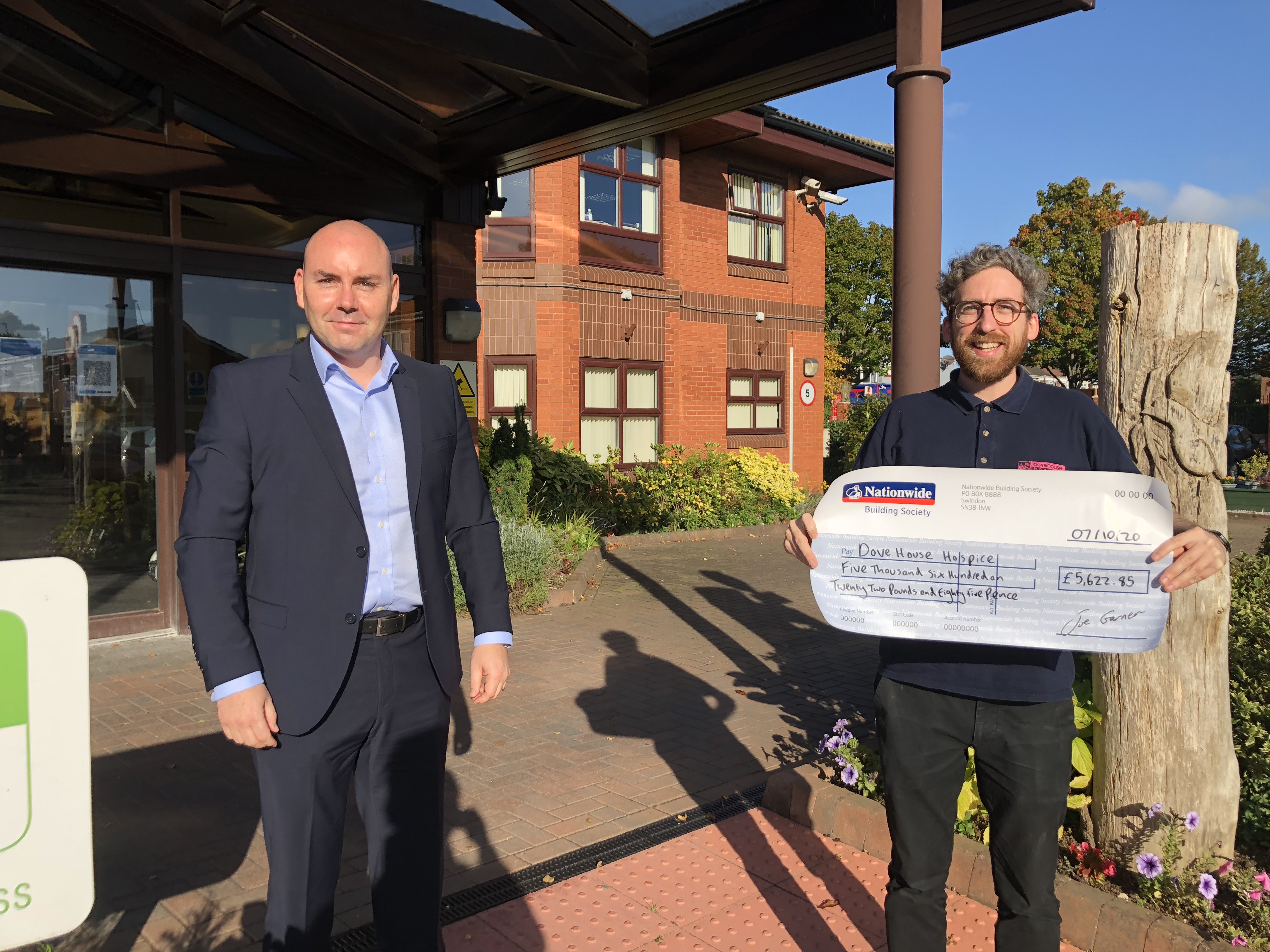 Towergate make significant contribution to Dove House Hospice